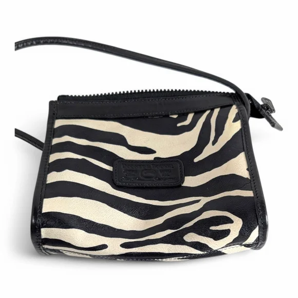 Black and Cream Zebra Print Crossbody Bag - Picture 2 of 13